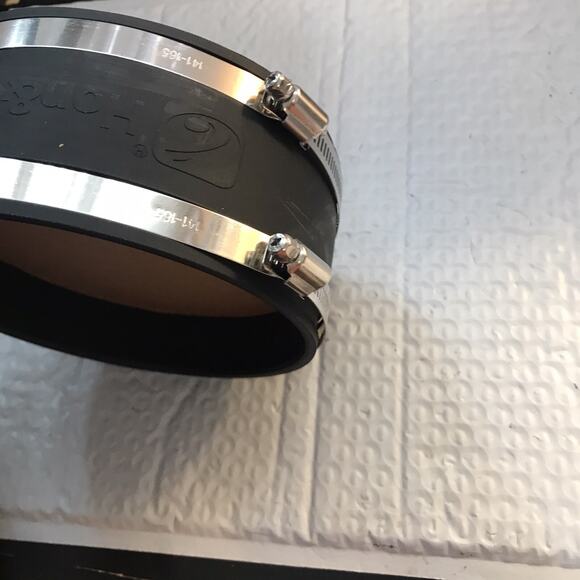 6 Inch Dust Collection Fittings Rubber Noise Reduction Clamp for 6 Inch PVC Pipe - Picture 6 of 7